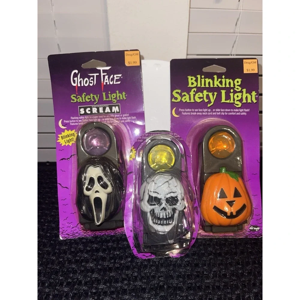 Vintage New Sealed Scream Ghost Face, Pumpkin, & Skull Wearable Safety Light Lot